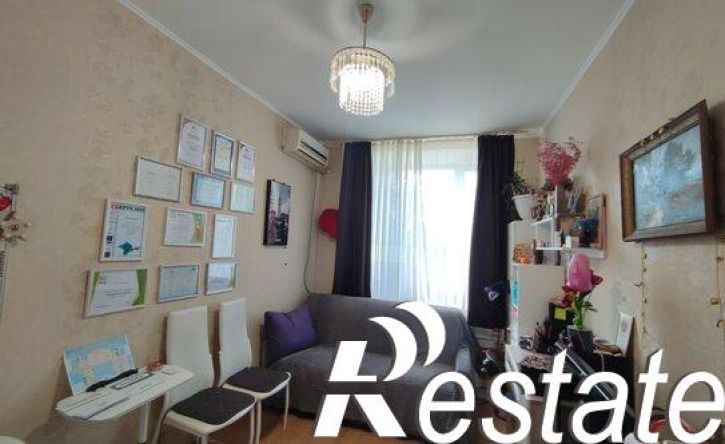 2-комн квартира улица Сергея Романа, 101,  д. 101