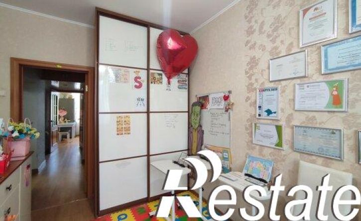 2-комн квартира улица Сергея Романа, 101,  д. 101